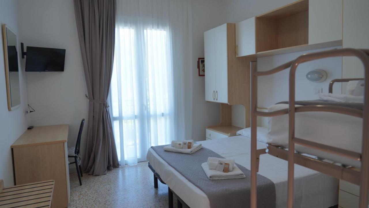 Lively Hotel Bellaria-Igea Marina Ngoại thất bức ảnh